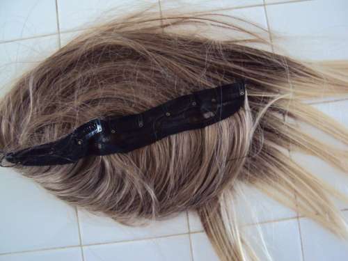 Clip in hair extension sexy new styles 63cm long two tone colour, soft & silky **still sealed New