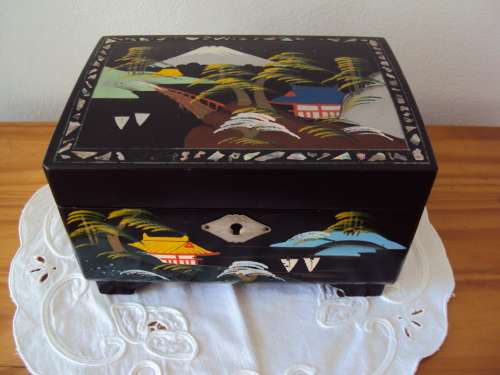 Vintage musical jewellery box & key with MOP accents hand painted from Japan