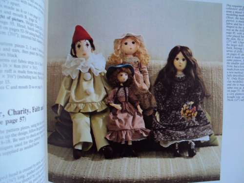 *Book Sale* The Splendid Soft Toy Book 90's vintage by Pan Books  VGC, firmly bound