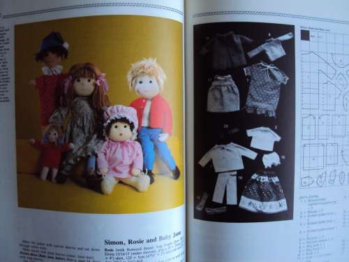 *Book Sale* The Splendid Soft Toy Book 90's vintage by Pan Books  VGC, firmly bound