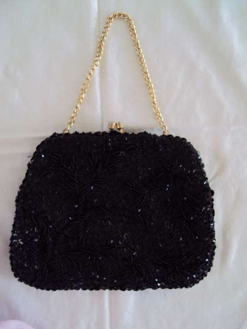 Vintage fully beaded (both sides) black evening bag, gold tone chain
