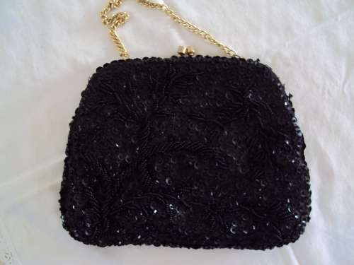 Vintage fully beaded (both sides) black evening bag, gold tone chain