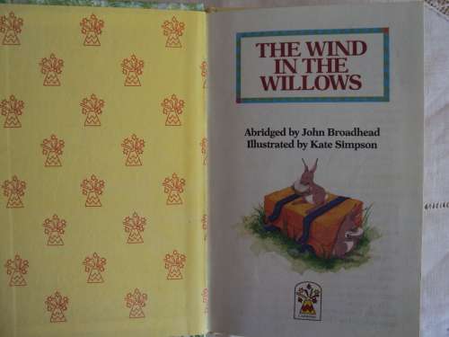 THE WIND IN THE WILLOWS VGC like new 80's Vintage hard cover firmly bound