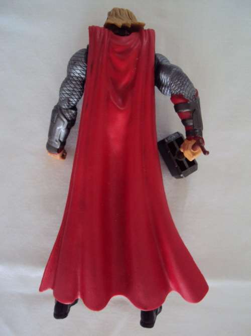 Hammer slinging THOR Hasbro 2011 Marvel & son squeeze legs for arm hammer action