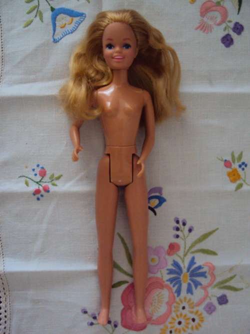 VINTAGE 1984 Mattel Skipper Barbie's sister, click bend legs, twist waist VGC, long thick hair