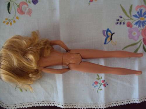 VINTAGE 1984 Mattel Skipper Barbie's sister, click bend legs, twist waist VGC, long thick hair