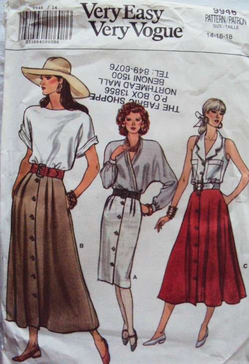 EASY Front button skirts 3 styles VOGUE 9946 Size 14-18  ***Uncut & unused