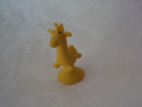 GIRY JOE yellow giraffe Pick n Pay Stikeez 1st Edition