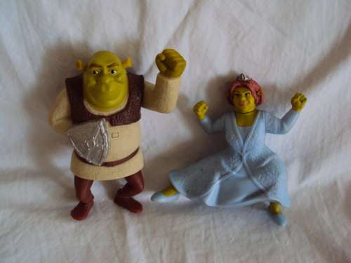 Mattel 2009 Shrek (13cm) & Fiona (11.5cm minor paint loss) Hard plastic