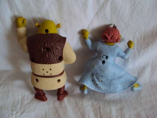 Mattel 2009 Shrek (13cm) & Fiona (11.5cm minor paint loss) Hard plastic
