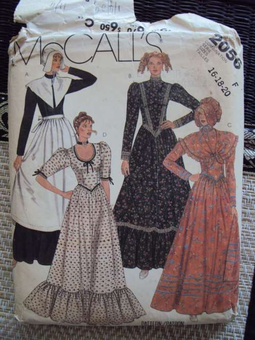 Ladies costume Dresses Size 16-20 *Uncut + Unused McCall's 2056 (env wear/tear) sewing pattern