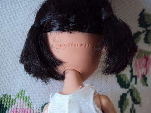 BRATZ TENNIS STAR, pigtails, black hair, bendy legs MGA 2001(23.5cm tall in shoes)