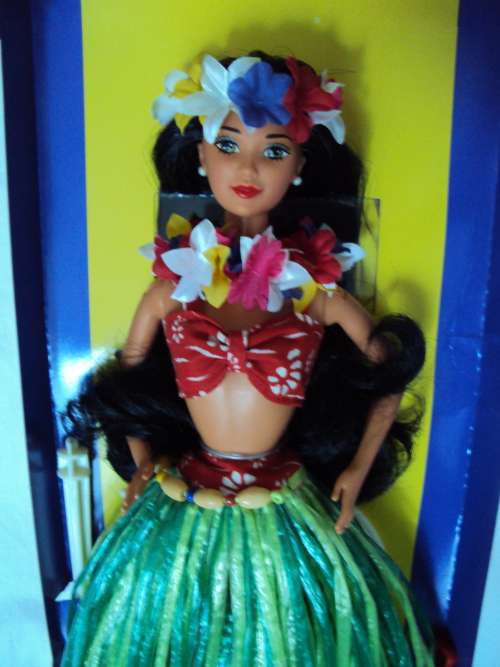 Vintage POLYNESIAN BARBIE DOLL MATTEL 1994 SPECIAL EDITION VGC in orig box