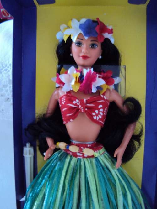 Vintage POLYNESIAN BARBIE DOLL MATTEL 1994 SPECIAL EDITION VGC in orig box