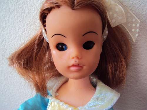 Vintage Sindy doll much played with, rooted eyelashes (thin hair some empty hair plugs)