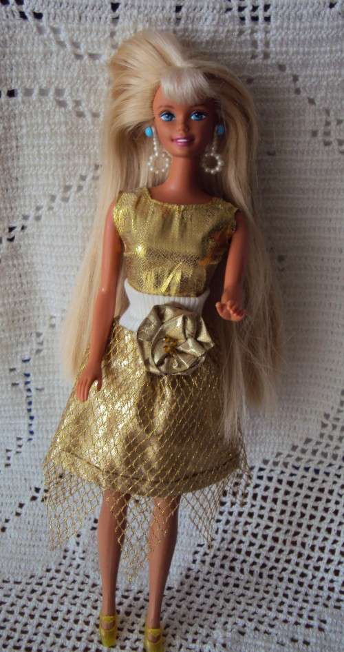GORGEOUS VINTAGE BARBIE DOLL IN BIKINI WITH EXTRA GOLD TOP & SKIRT LONG SILKY SMOOTH HAIR