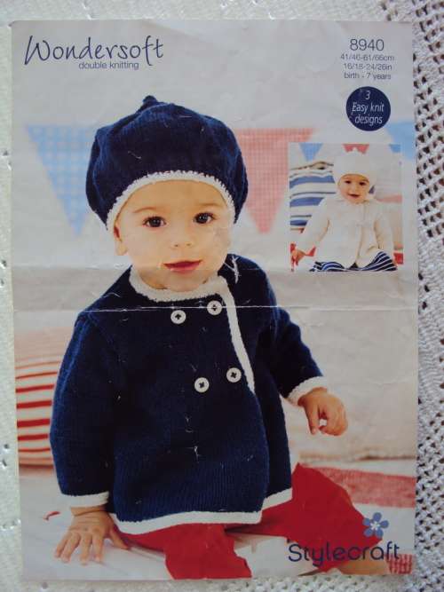 WONDERSOFT DK BABY 3 EASY KNITS Pattern #8940 Size Birth-7yrs