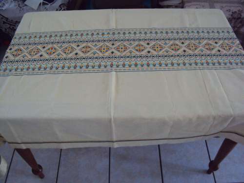 Richly Hand embroidered large cotton Tablecloth  Size: 168cm x132cm - HEIRLOOM in good cond