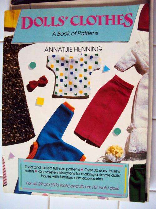 DOLL'S CLOTHES (for Barbie) by Annatjie Henning - vintage cond. some age discolour