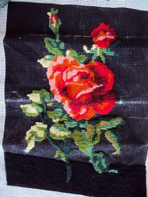 Unfinished project, RED ROSES tapestry - vintage 1974 Royal Paris