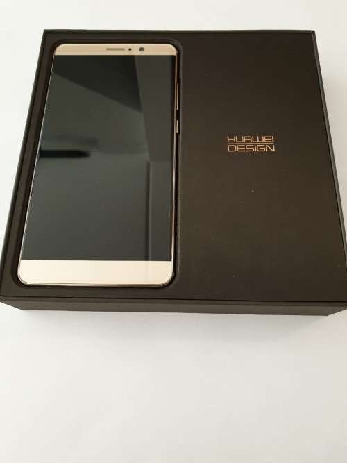 ***HUAWEI MATE 9*** NEW