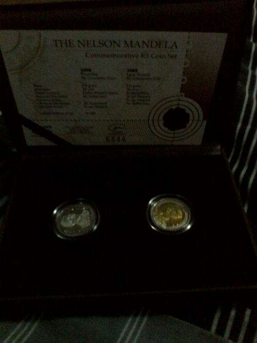 R5 commemorative coin set