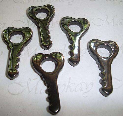 MARYKAY - NATURAL HEMATITE KEY PENDANT/BEADS - BEADING/CRAFTING/JEWELLERY MAKING