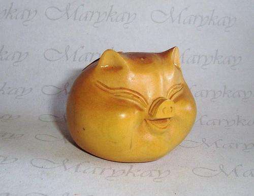MARYKAY - DELIGHTFUL TINY FAT PIG BOXWOOD NETSUKE SCULPTURE