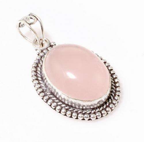 MARYKAY  - PRETTY IN PINK  ROSE QUARTZ SILVER TONE PENDANT