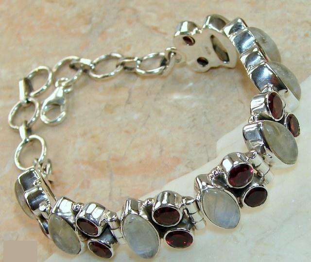 MARYKAY - FREE SHIPPING - FABULOUS MOONSTONE AND GARNET .925 SILVER BRACELET