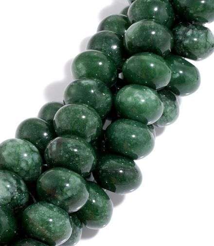MARYKAY - DEEP GREEN JADE  BEADS - CRAFTS / BEADING / JEWELLERY MAKING 12/12/16