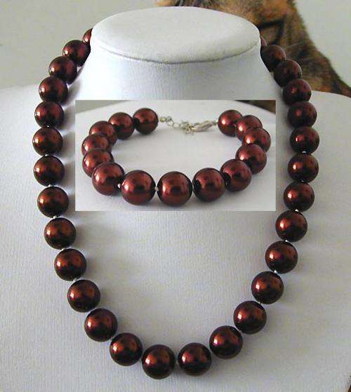 MARYKAY - CHOCOLATE BROWN STUNNING SOUTH SEA SHELL PEARL NECKLACE AND BRACELET46