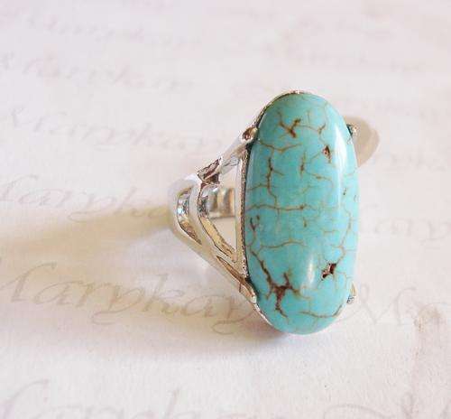 MARYKAY - TERRIFIC TURQUOISE COCKTAIL/DRESS GEMSTONE RING - CRAFTED IN INDIA