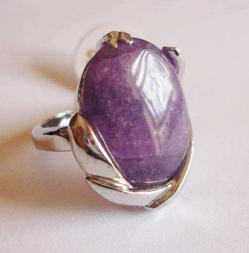 MARYKAY - STUNNING NATURAL AMETHYST DRESS RING - CRAFTED IN INDIA 9