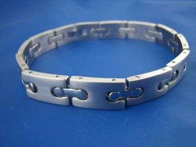 MARYKAY - SALE ITEM - FOR HIM !! TOP GRADE SOLID STAINLESS STEEL MENS BRACELET