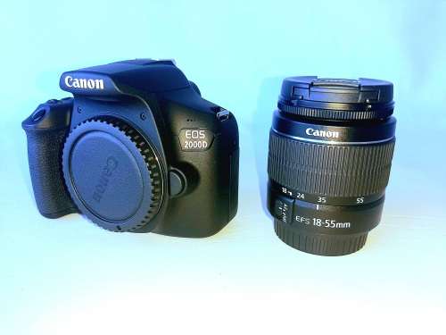 Canon EOS 2000D