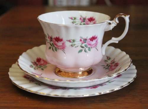 Royal Albert No. 4365 Pattern Trio