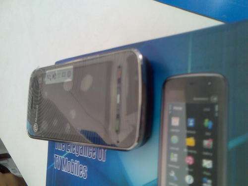 DUAL SIM 5800 TOCH SCREEN TV MOBILE PHONE