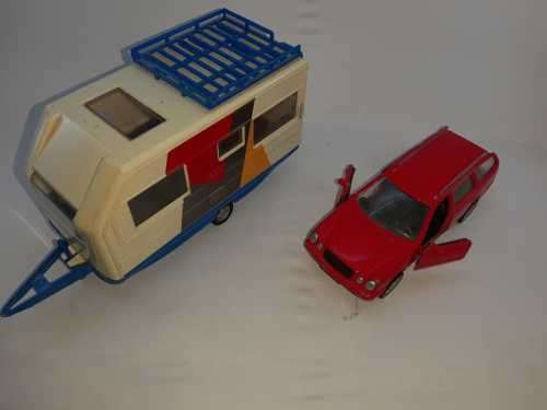 Old Mercedes and Caravan