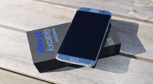 Samsung S7 Edge Silver Titanium 32GB - FREE GEAR VR