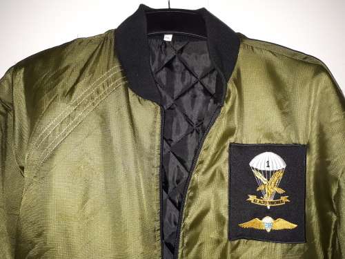 Para Padded lining Jacket/Windbreaker