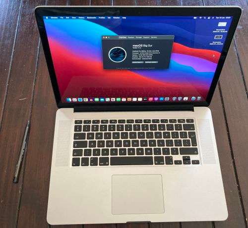 MacBook Pro Core i7 2.3GHz 15` Retina Late 2013 Dual Graphics