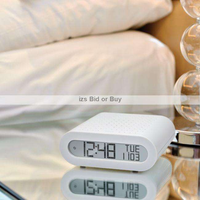 Oregon Scientific Classic Alarm Clock With Radio  ***DEMO UNIT*** CLEARANCE