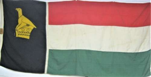 RHODESIAN BUSH WAR ERA ZIMBABWE/RHODESIA FLAG BY WILLIAM SMITH & GOUROCK OF SALISBURY - 175 X 85 CM
