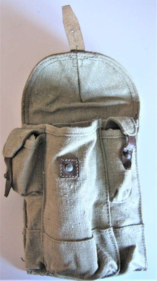 BORDER WAR ERA SOVIET UTILITY POUCH UNDATED BUT SAME MAKER AS 1961 GRENADE POUCH - 25CM X 17CM