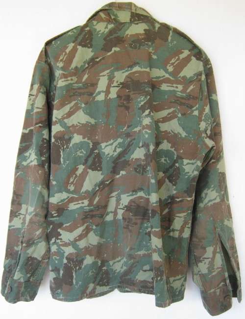 ORIGINAL OLD SADF 32 BATTALION AND RECCE CAMO SHIRT SIZE LARGE IN VERY GOOD CONDITION - SEE BELOW