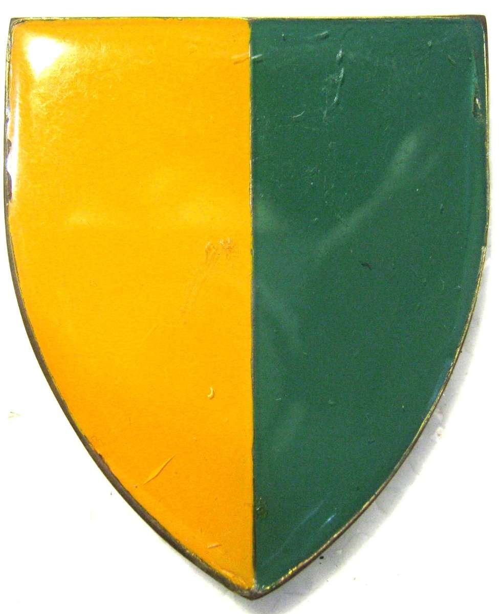 7 MOTORISED BRIGADE HQ FLASH WITH PINS IN GOOD CONDITION