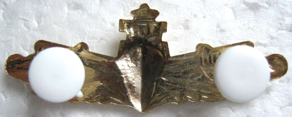 S.A. NAVY MESS DRESS COMMAND BRIDGE WATCHKEEPING BADGE  IN UNUSED CONDITION