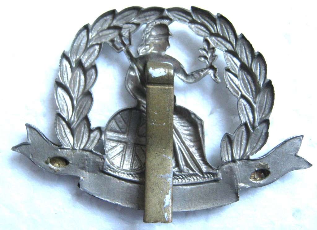 WW1 THE NORFOLK REGIMENT CAP BADGE WITH SLIDE IN VERY GOOD CONDITION