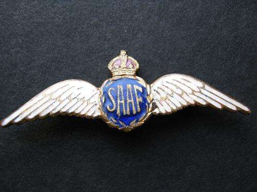 S.A.A.F PILOT WING SWEETHEART BROOCH - No pin otherwise good condition